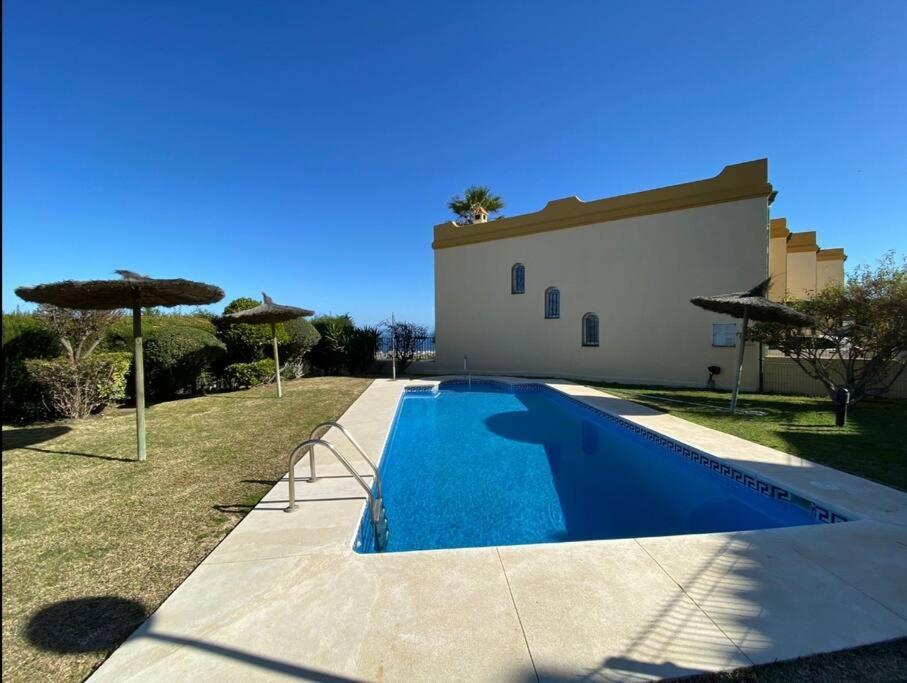 3 Bedroom Home With Amazing Views & Outdoor Spaces Manilva Kültér fotó