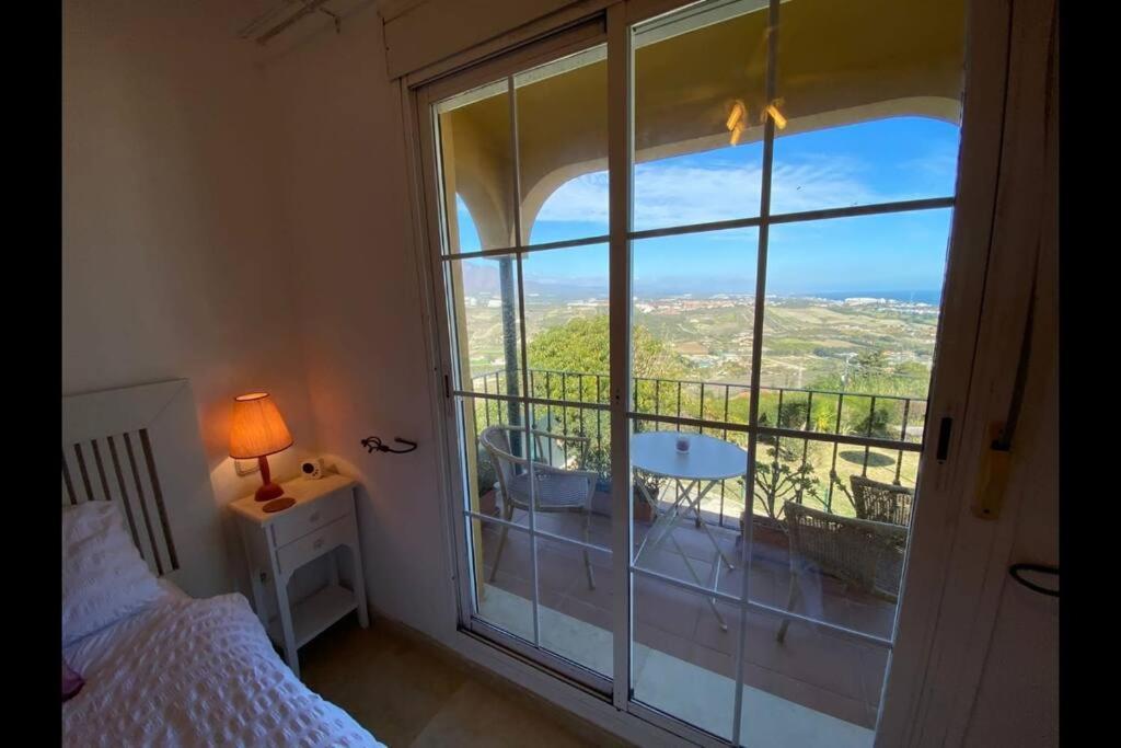 3 Bedroom Home With Amazing Views & Outdoor Spaces Manilva Kültér fotó